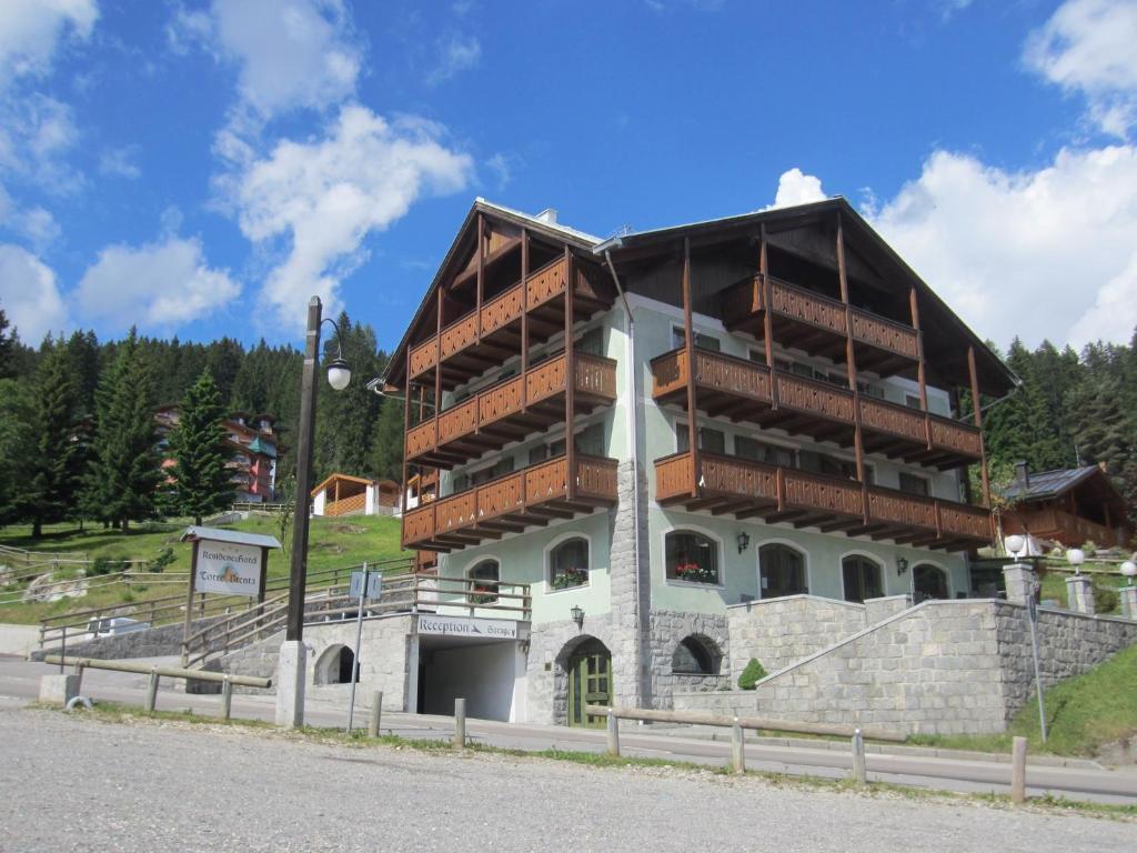 Rta Torre Del Brenta Aparthotel Madonna di Campiglio Exterior photo